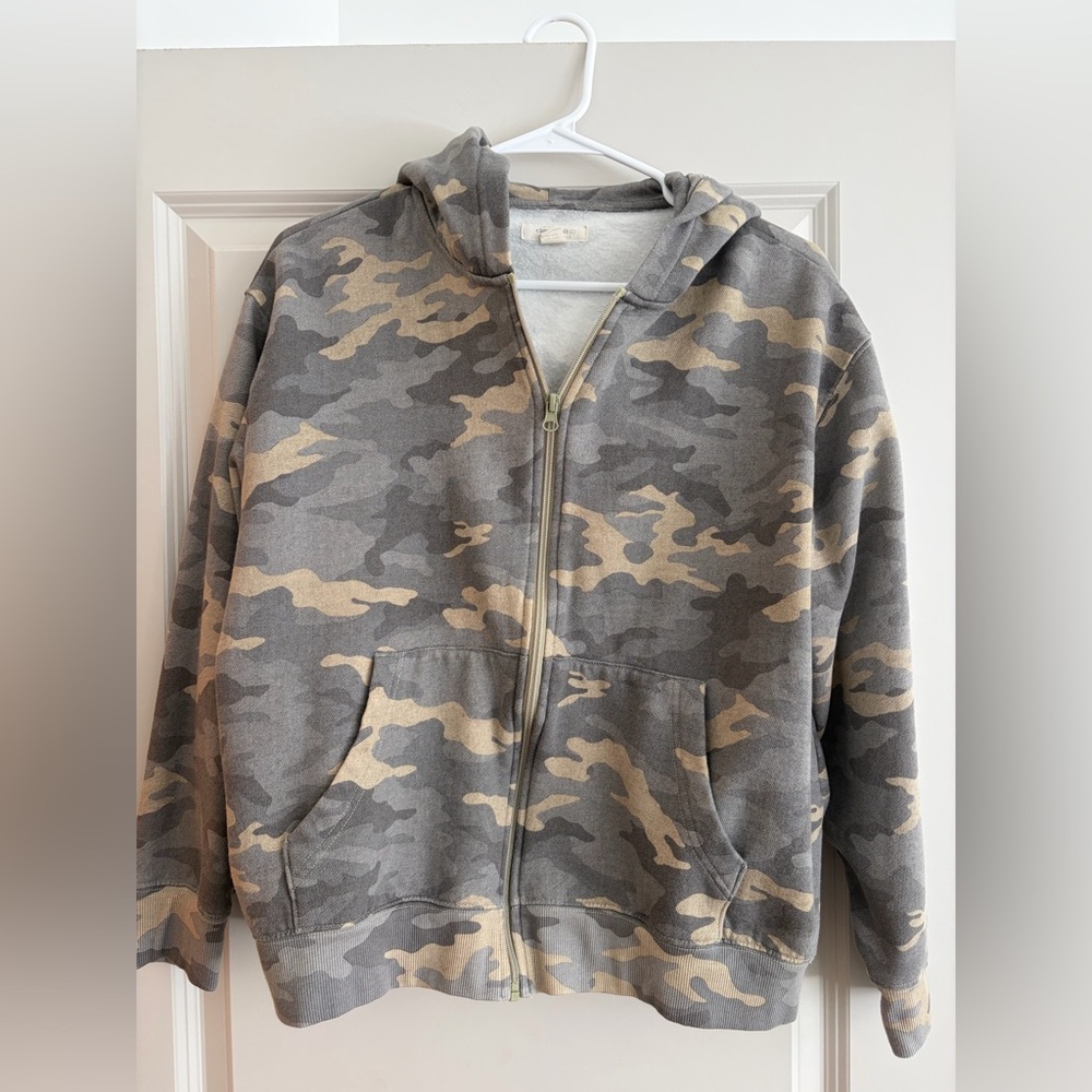 Aeropostale Gray and Tan Camouflage Hoodie